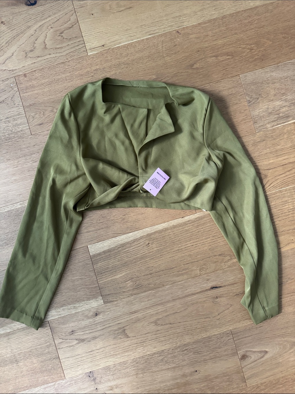 PrettyLittleThing Olive Green Cropped Long Sleeve Top